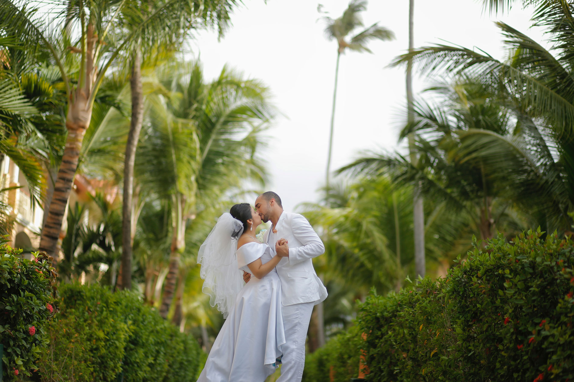 Destination Wedding Dreams? Here Are 5 Reasons to Say “I Do”!